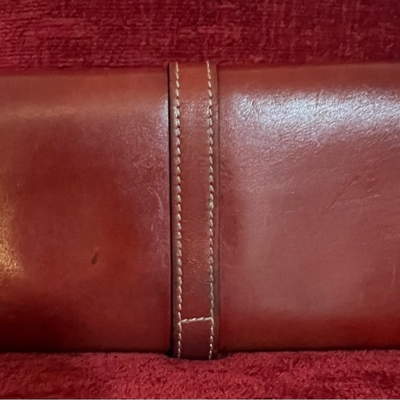 BURBERRY LONDON AUTHENTIC BLUE LABEL BUCKLE WALLET. EUC. - Picture 2 of 10